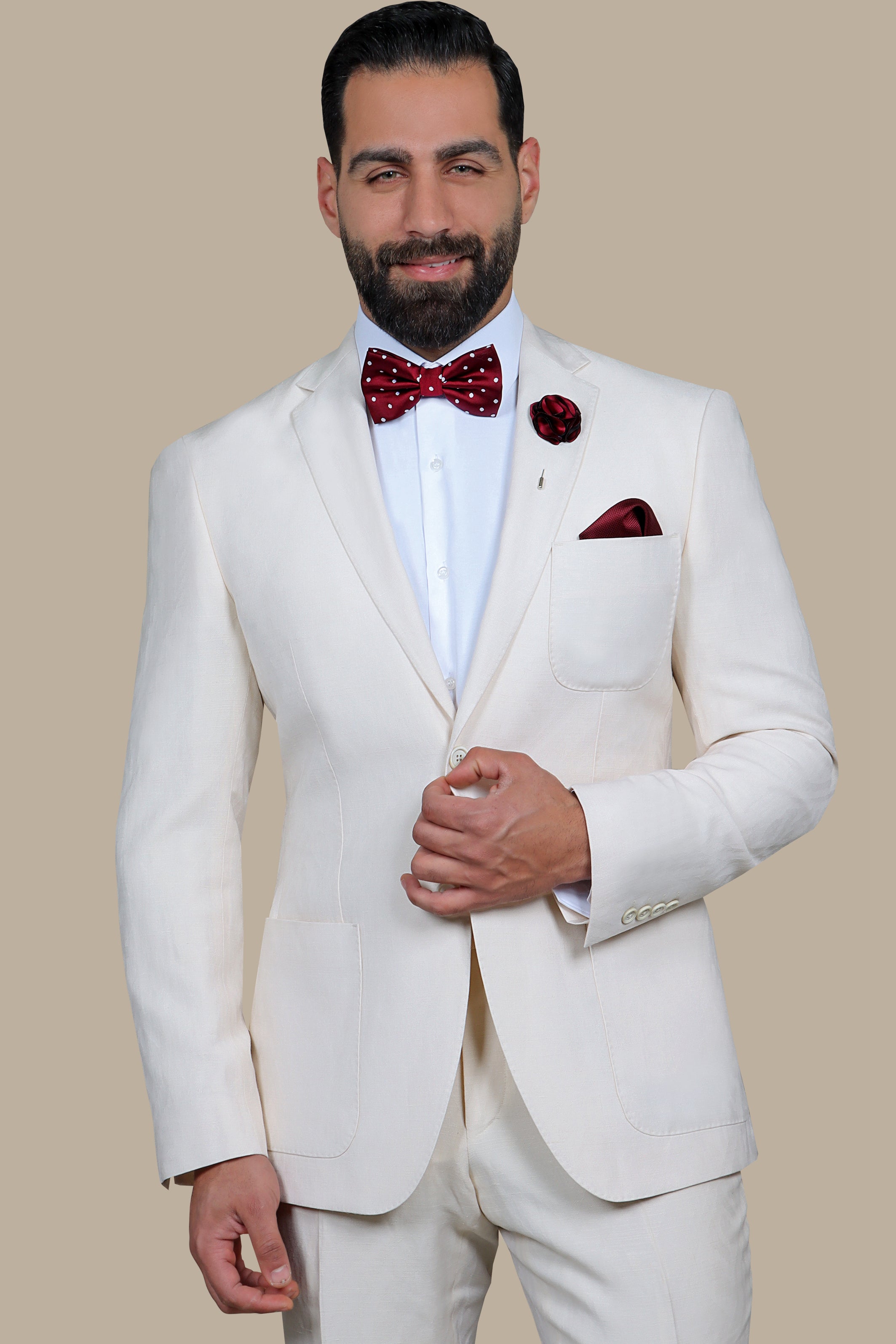 Refined Elegance: The FV Special Collection Off-White Suit with Structured Striped Vest