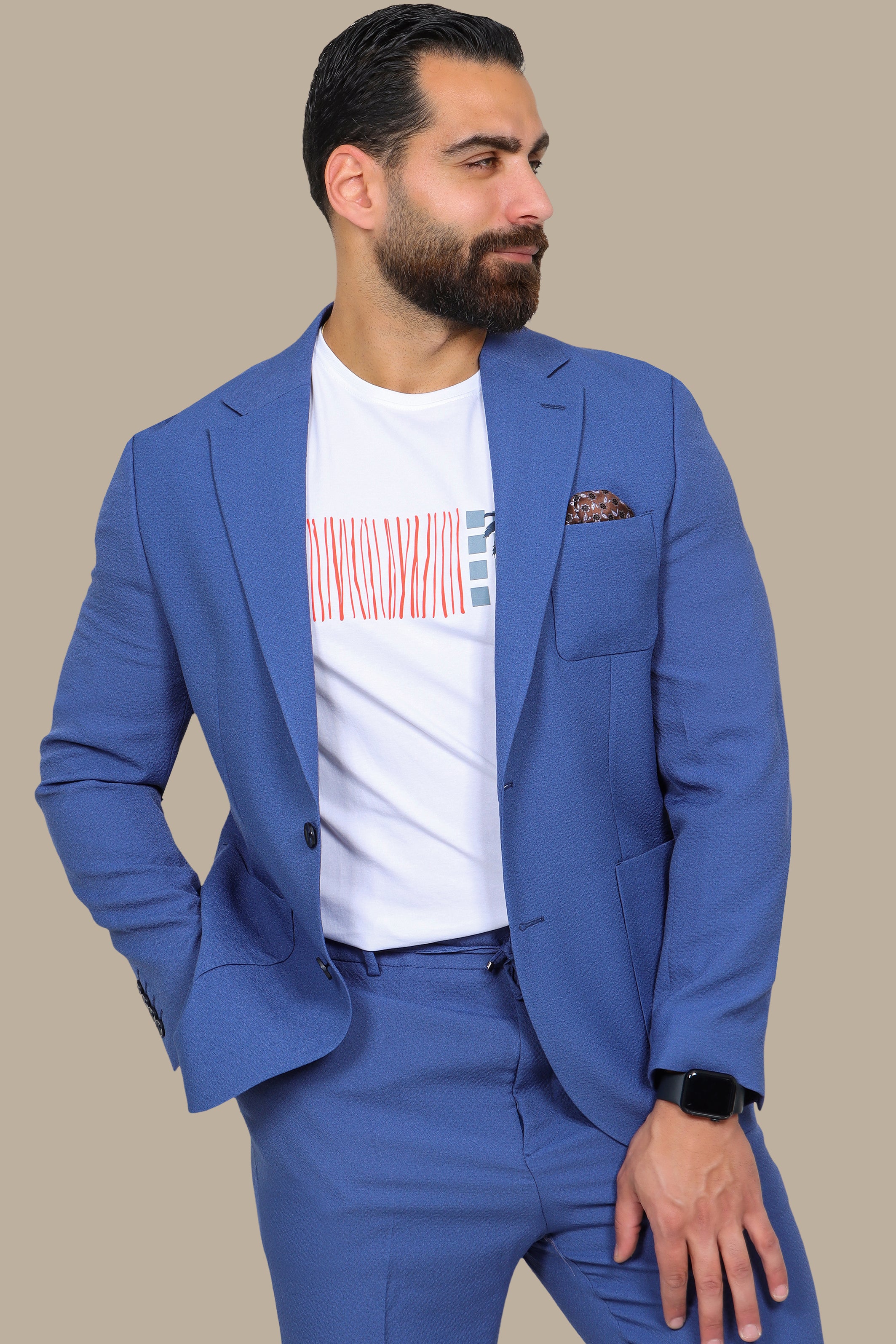 Blue Travel Suit with Notch Lapel – 2-Piece Set