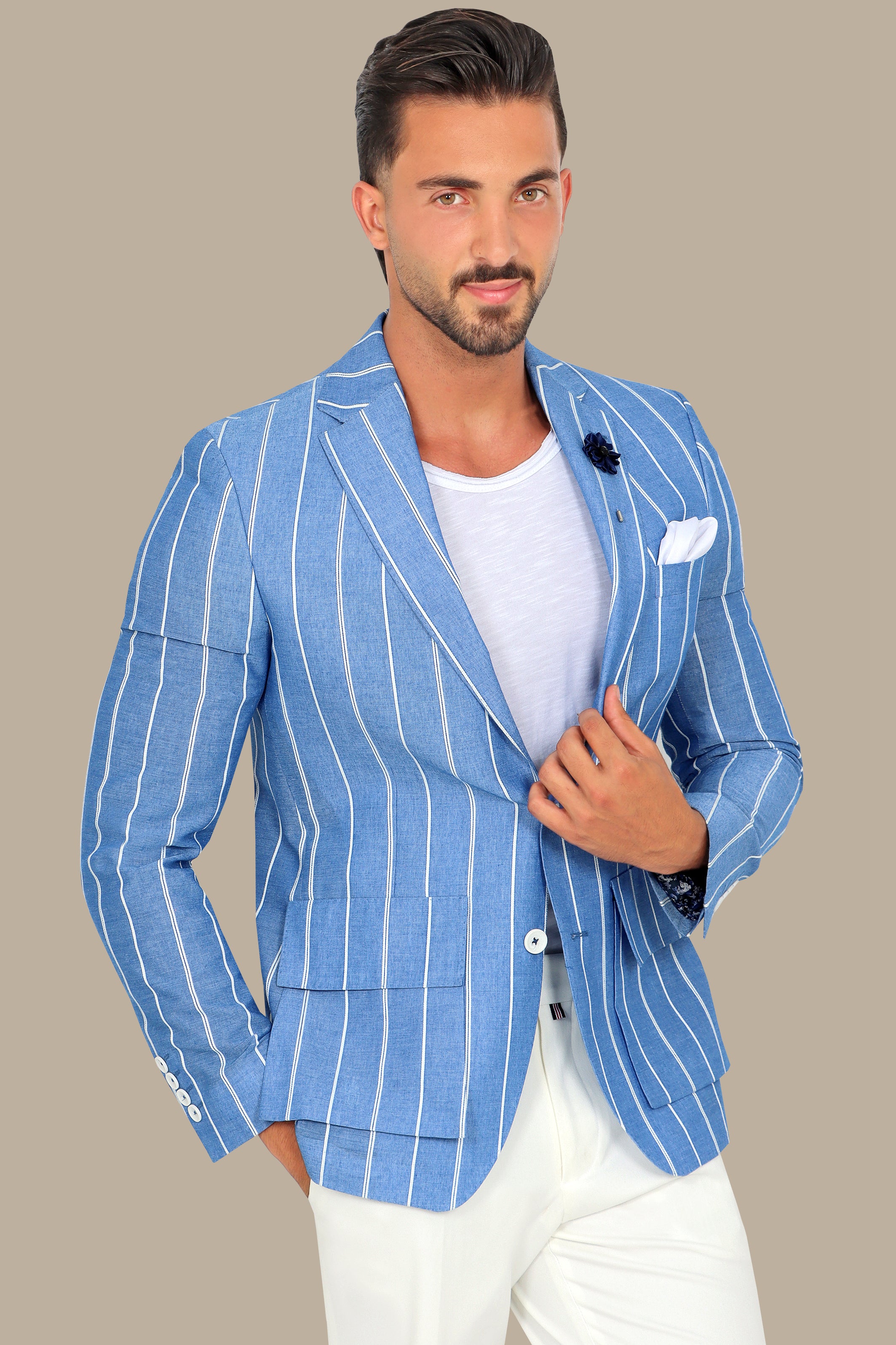 Skyline Stripes: The FV Blazer in Light Blue with Wide Peaks