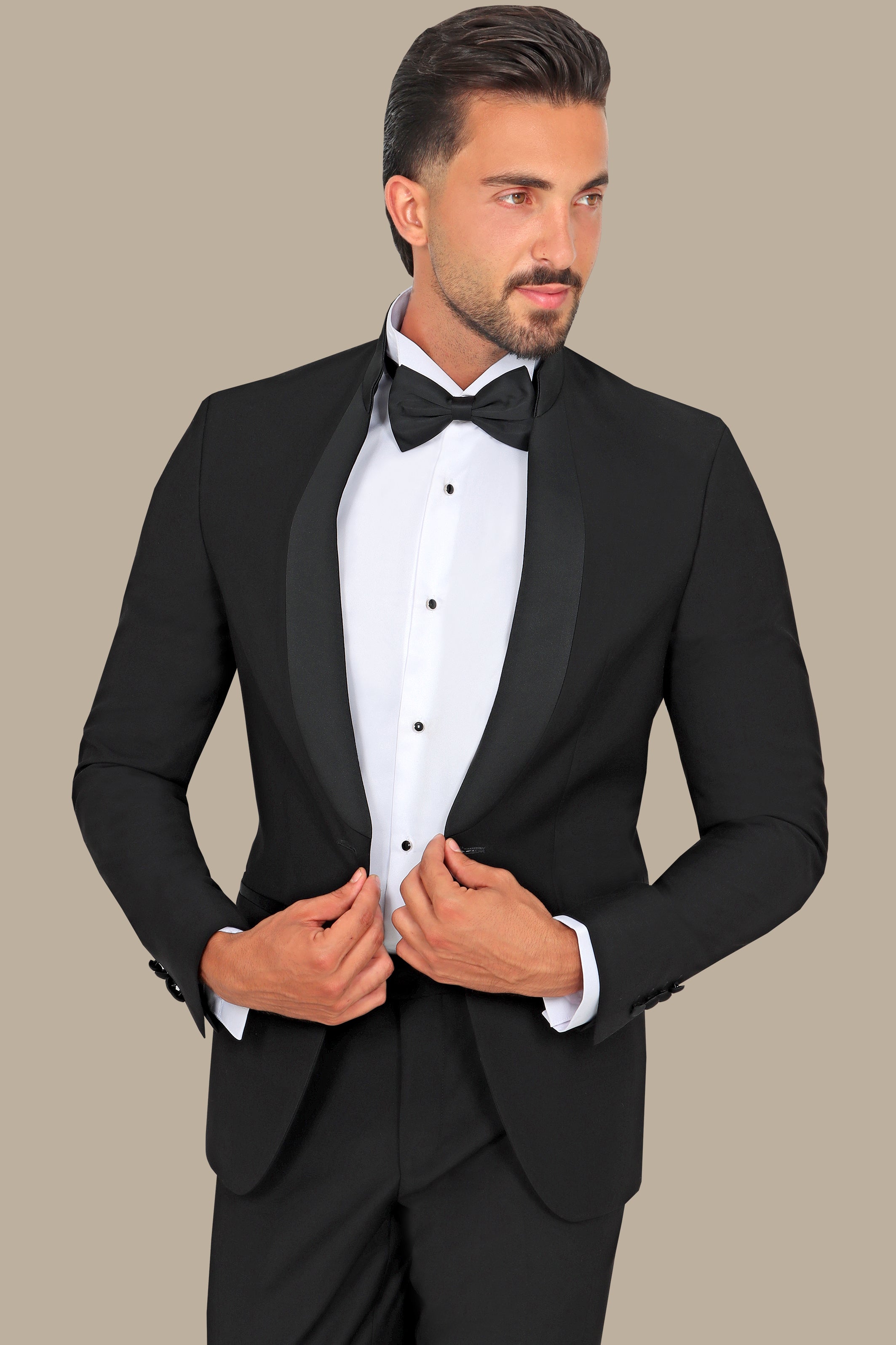 Col Mao Satin Tuxedo in Black