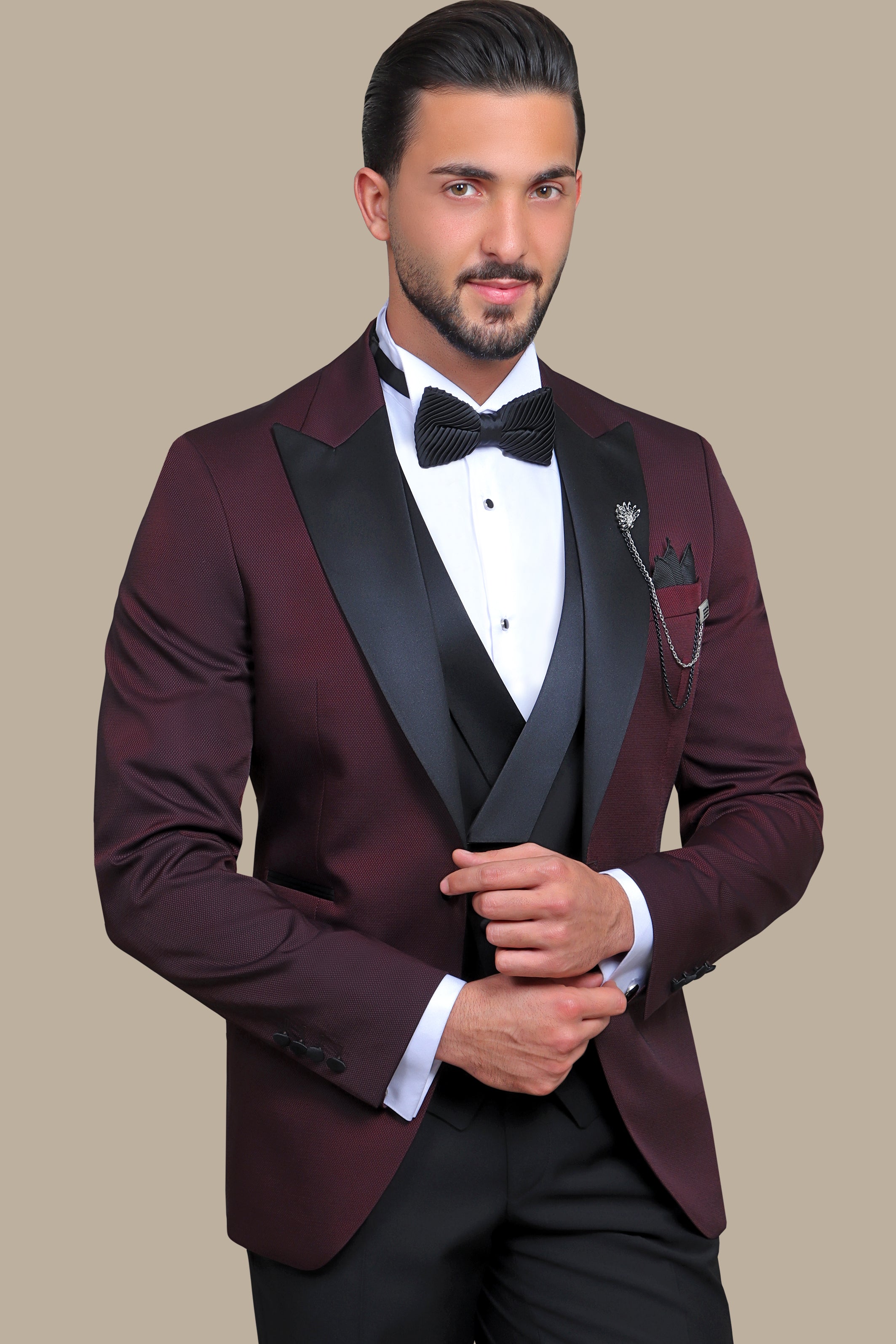 Burgundy Peak Lapel Tuxedo Suit – 3 Pieces