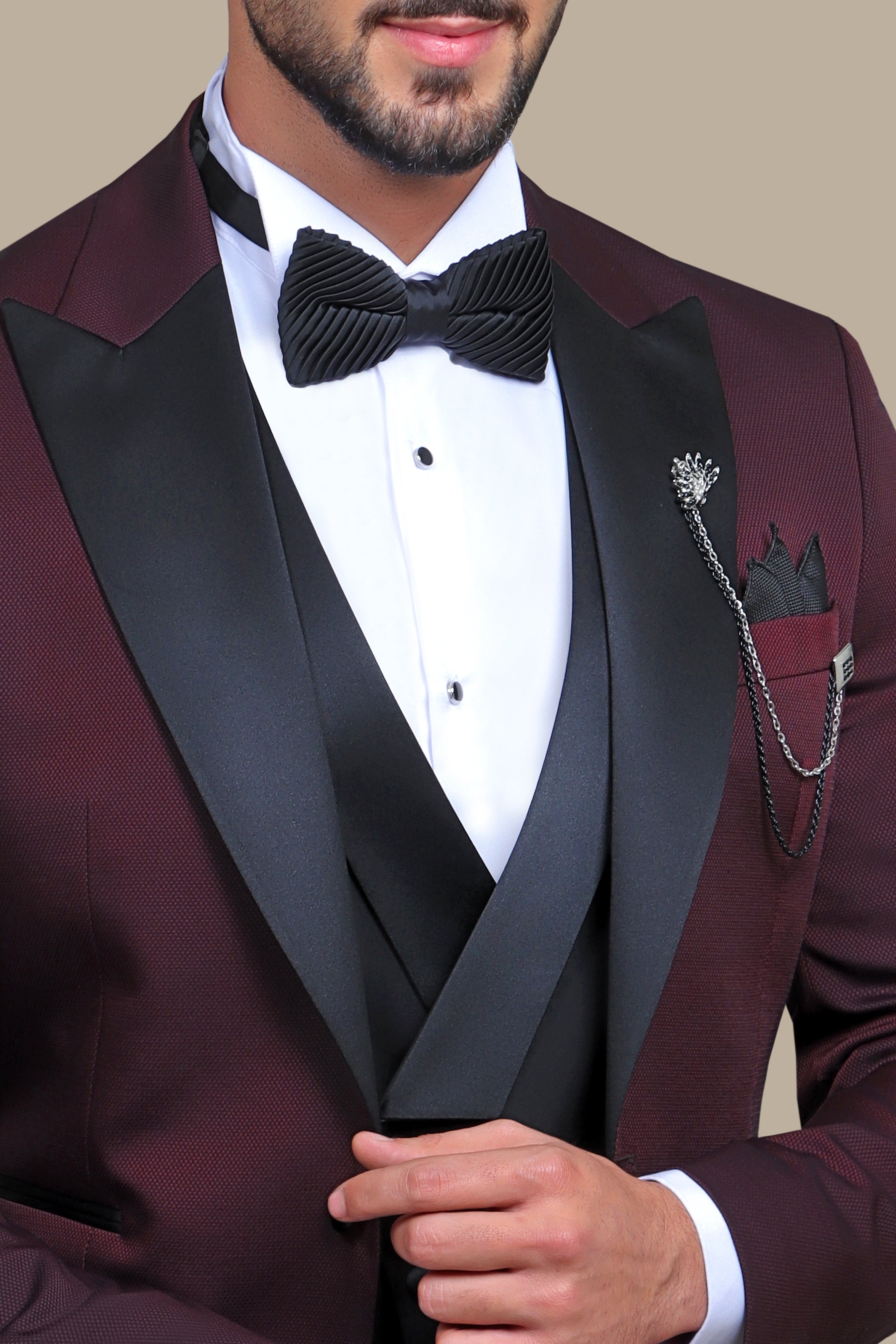 Burgundy Peak Lapel Tuxedo Suit – 3 Pieces