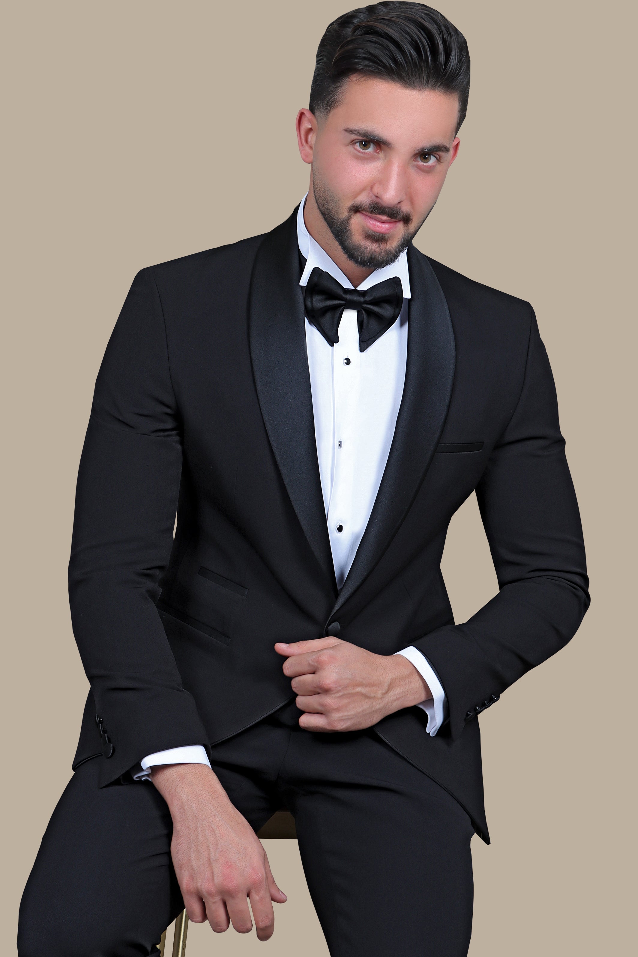 Black Collar 3-Piece Tuxedo with Double Fillet Side Detailing