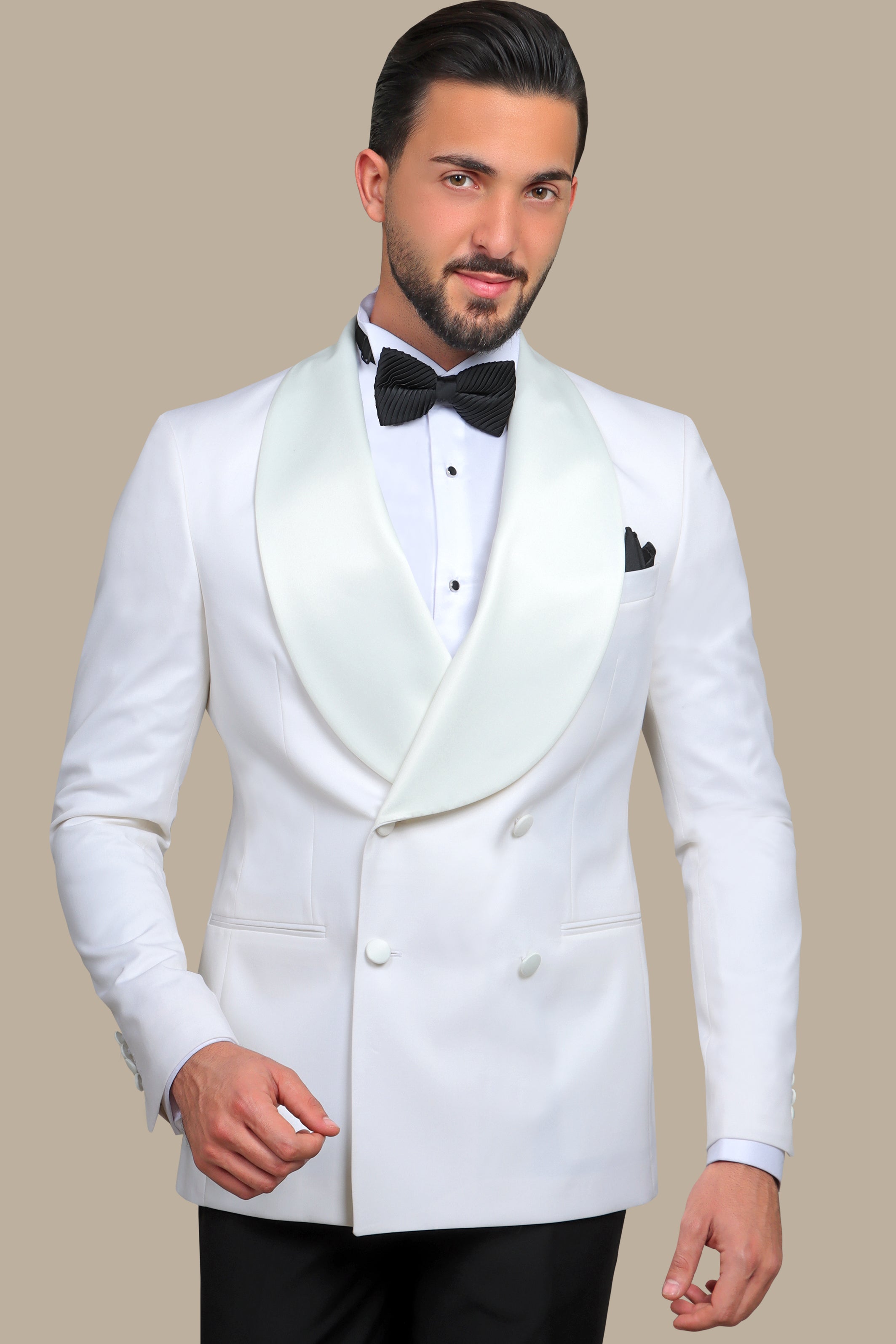 Timeless Sophistication: Off-White Tuxedo with Wide Shawl Collar