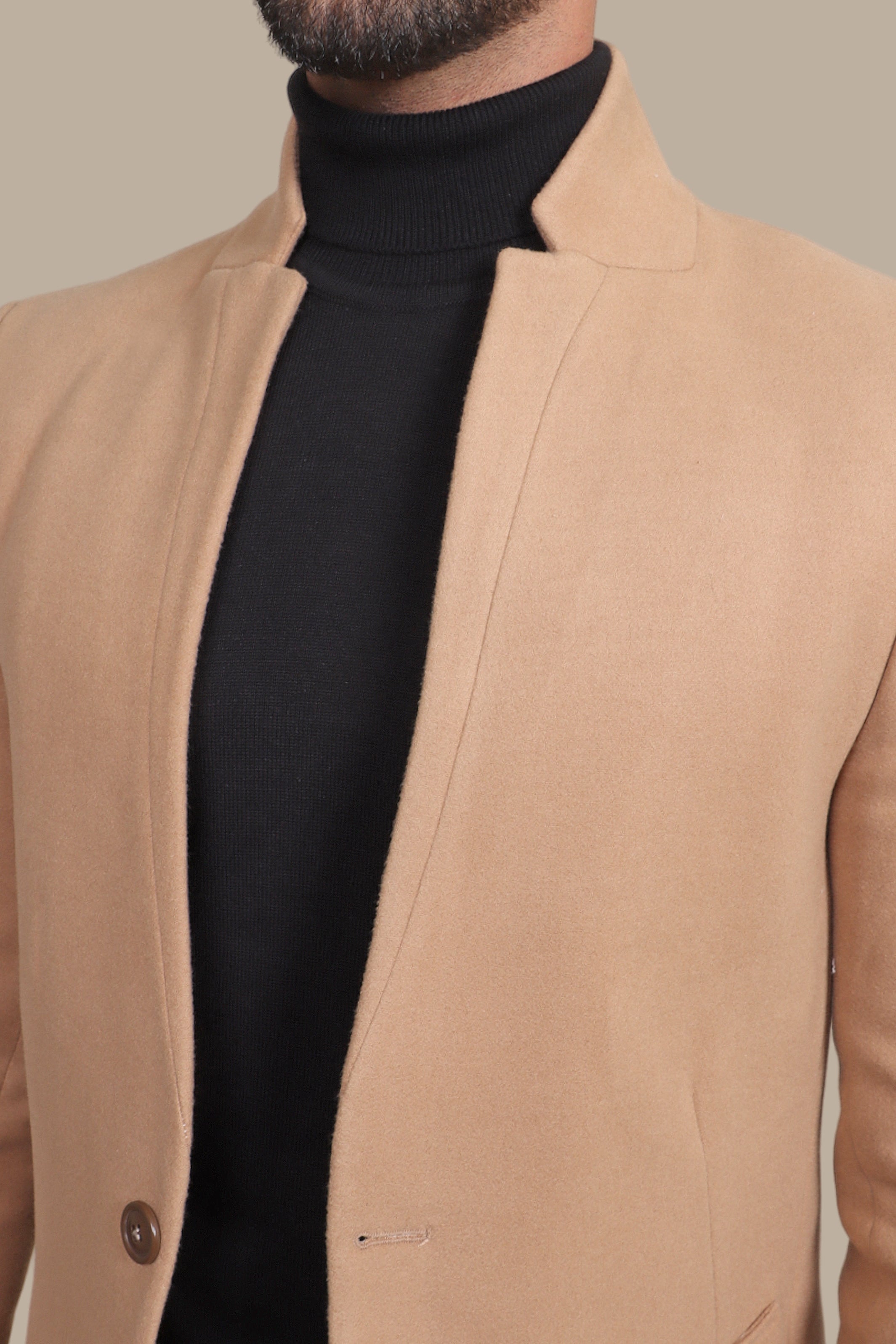 Timeless Beige Chic: The Classic Coat Col Mao in Neutral Elegance