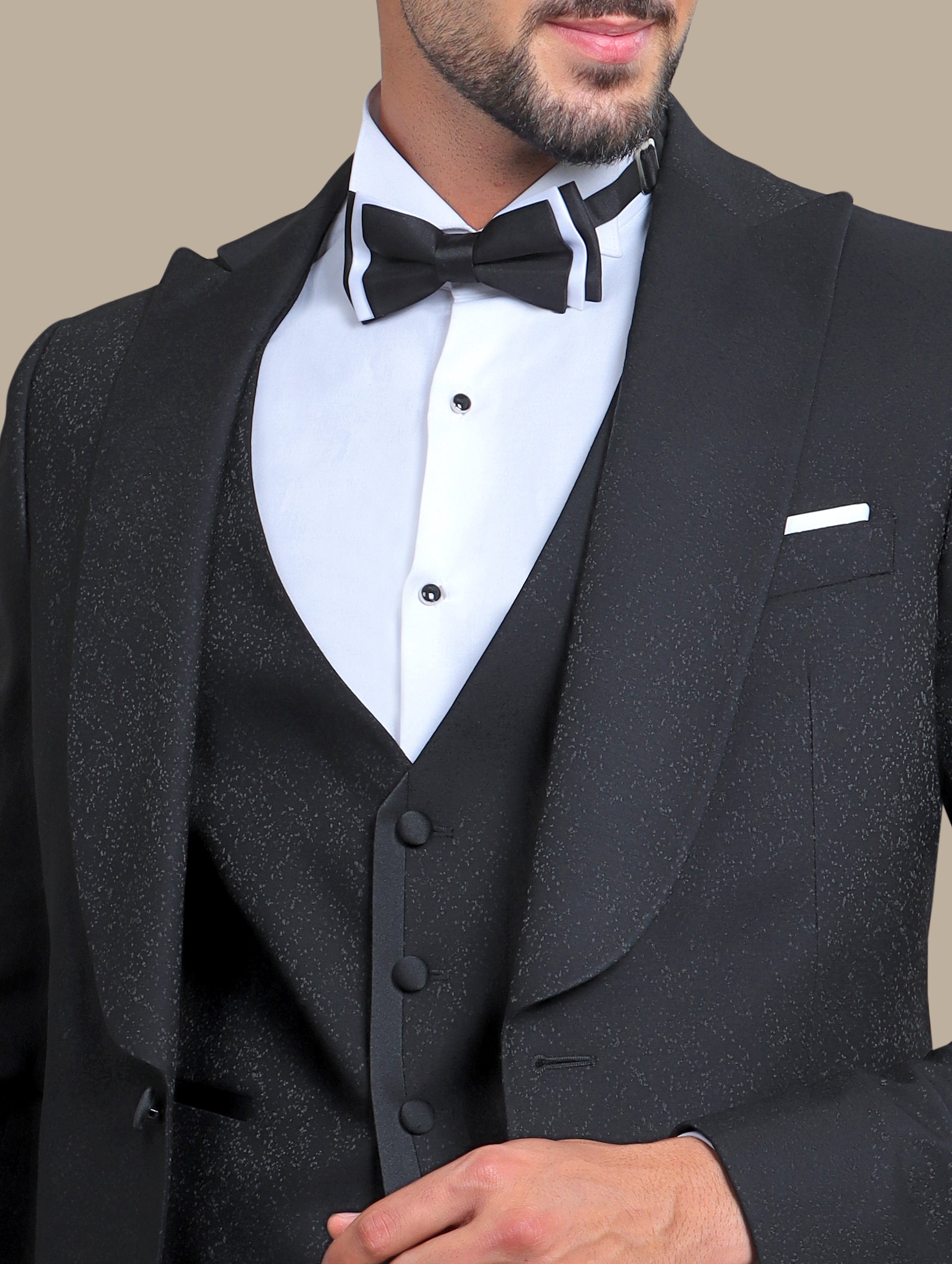 Timeless Elegance: Black Tuxedo FV 3-Piece Set with Peak Lape