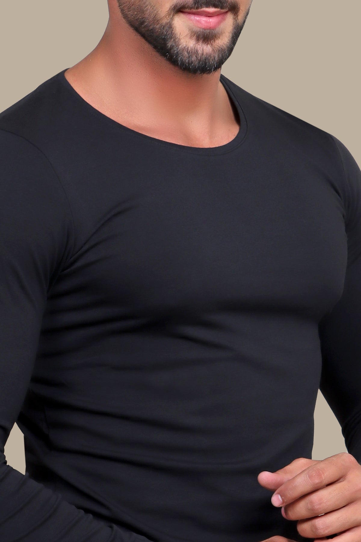 Essential Long Sleeve T-Shirt