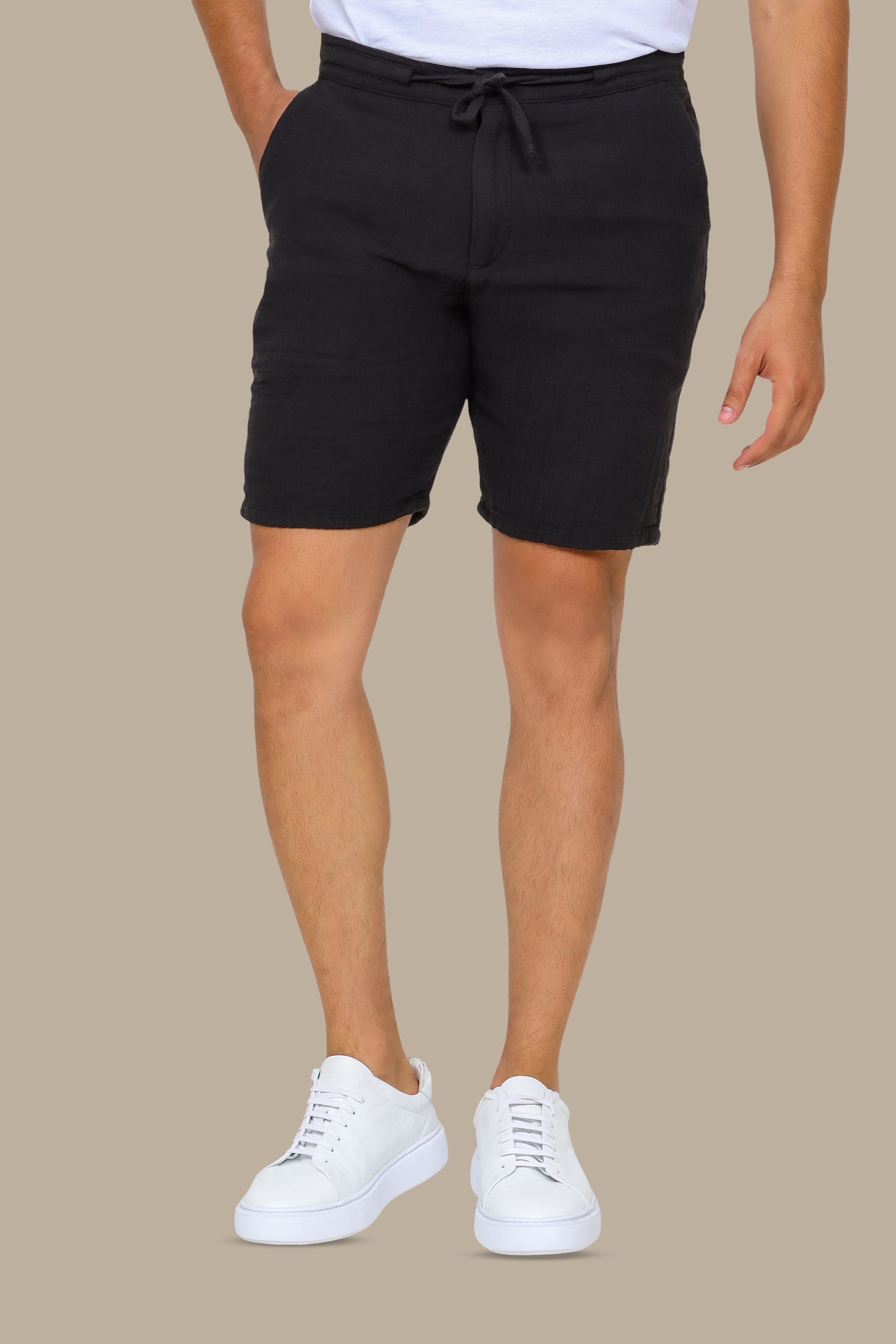 Timeless Chic: Short Linen Basic Black
