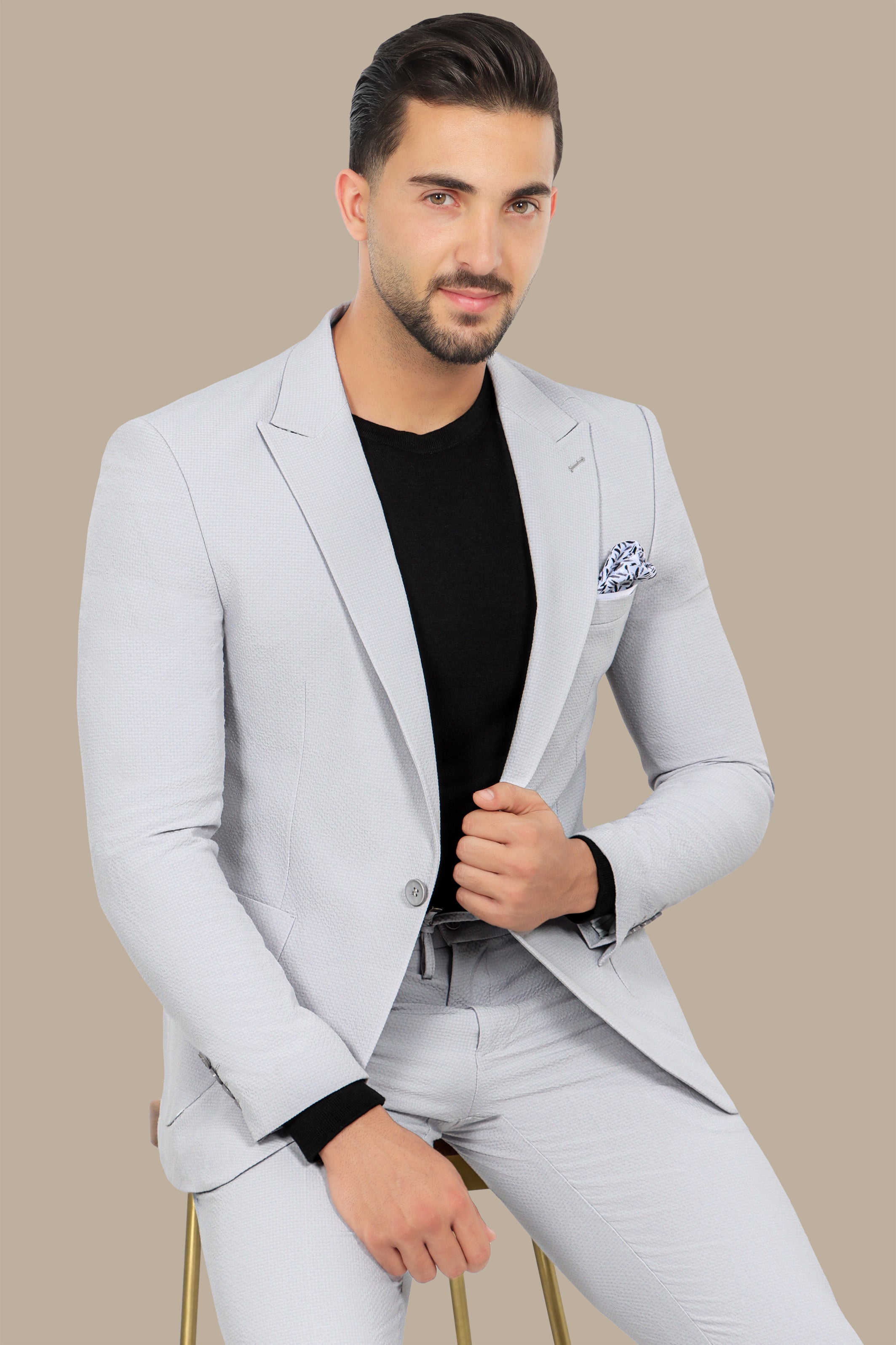 Light Grey Travel Suit: Structured with Peak Lapel