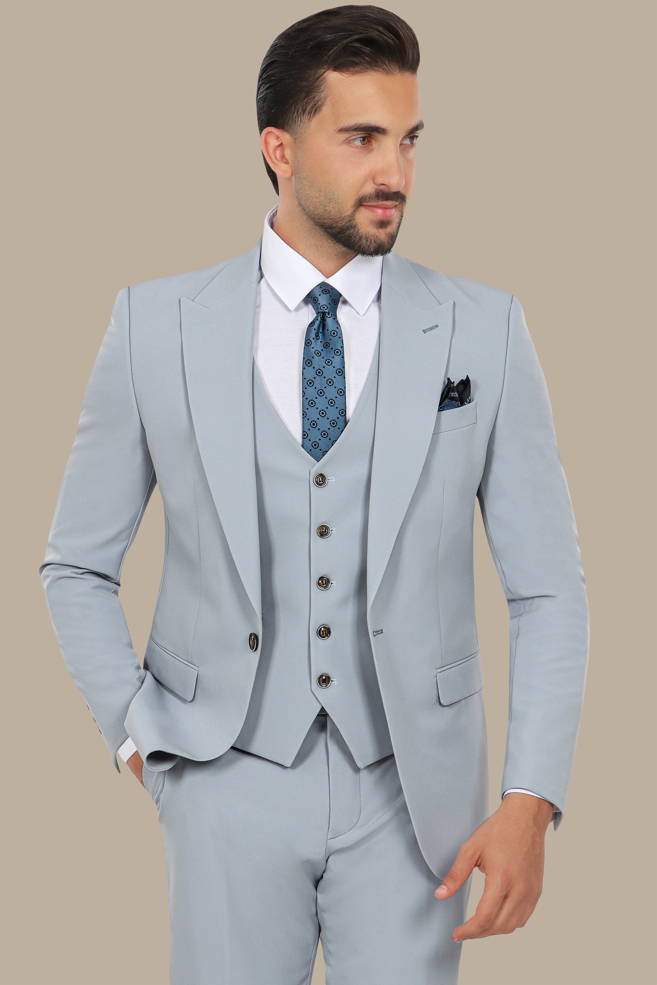 Light Blue 3-Piece Suit: Plain Lycra with Peak Lapel