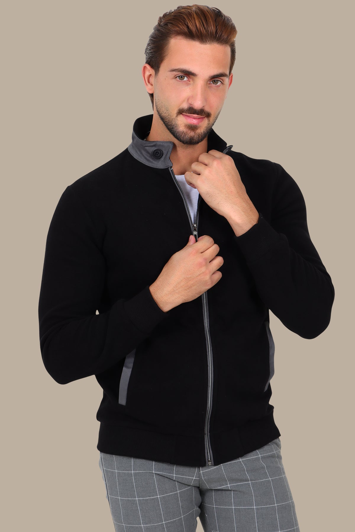 Black Full-Zip Cardigan with Velvet Collar and Buttons