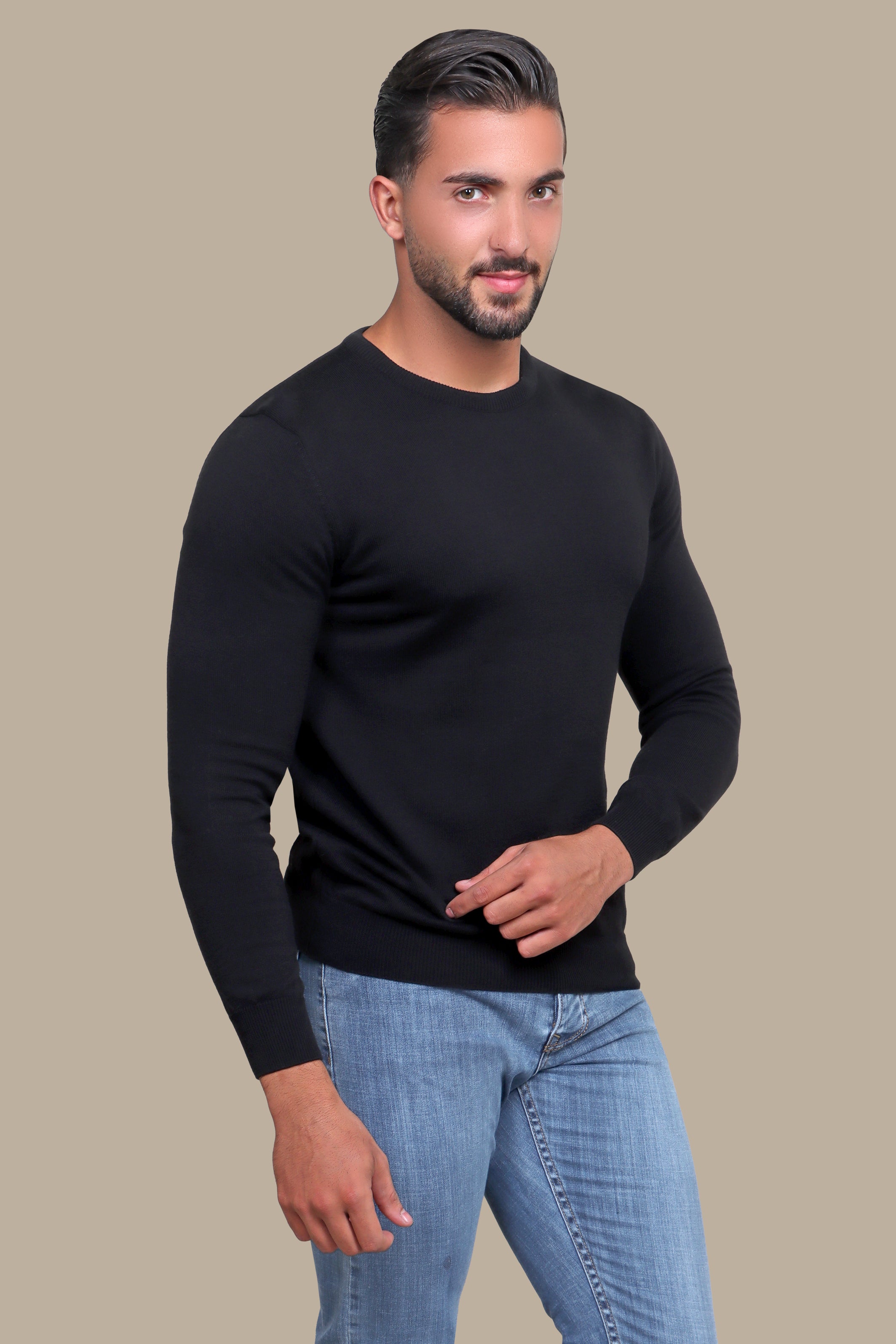 Black Classic: Round Neck Basic Sweater