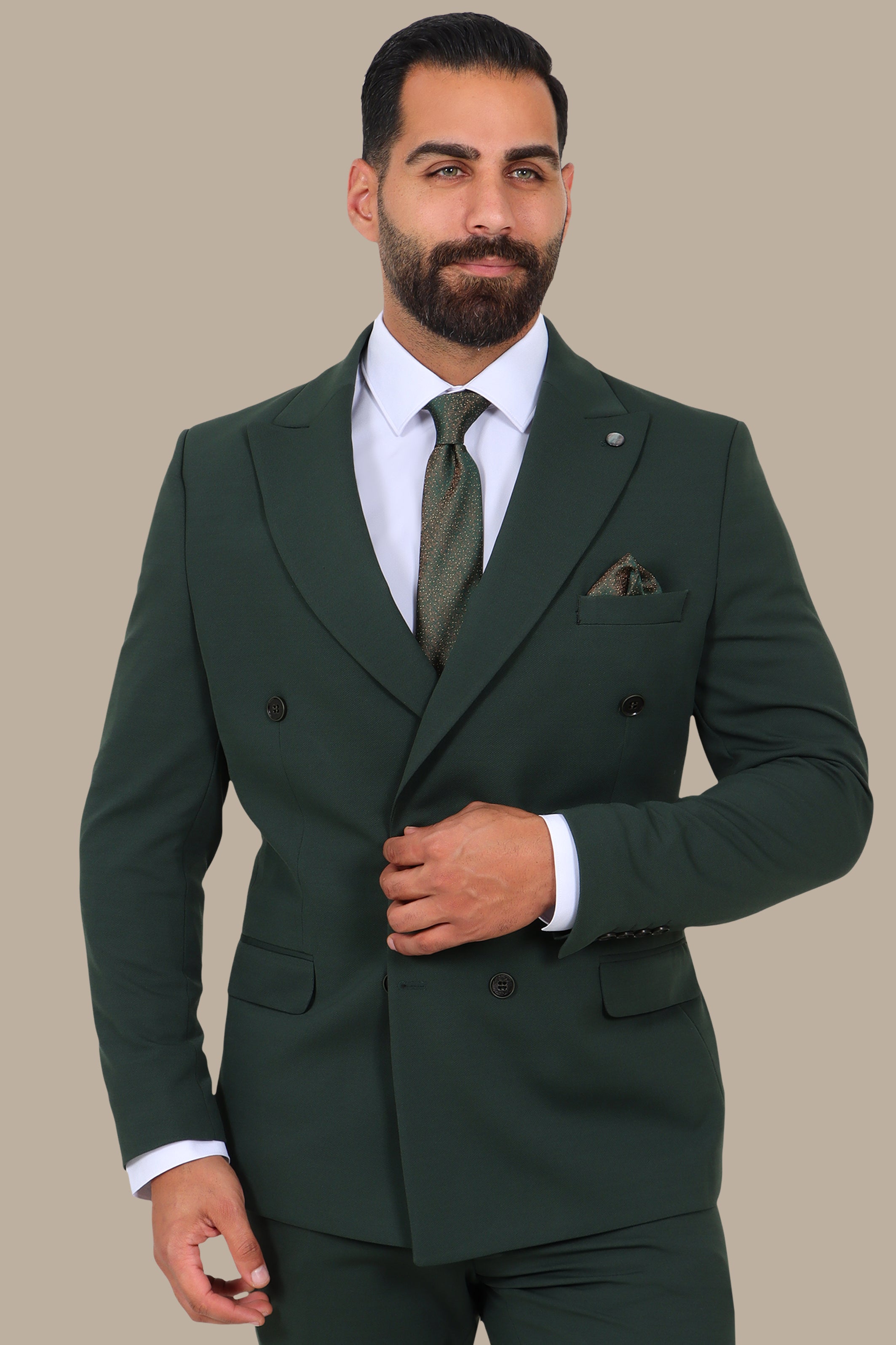 Green Double-Breasted Suit with Diamond Pattern