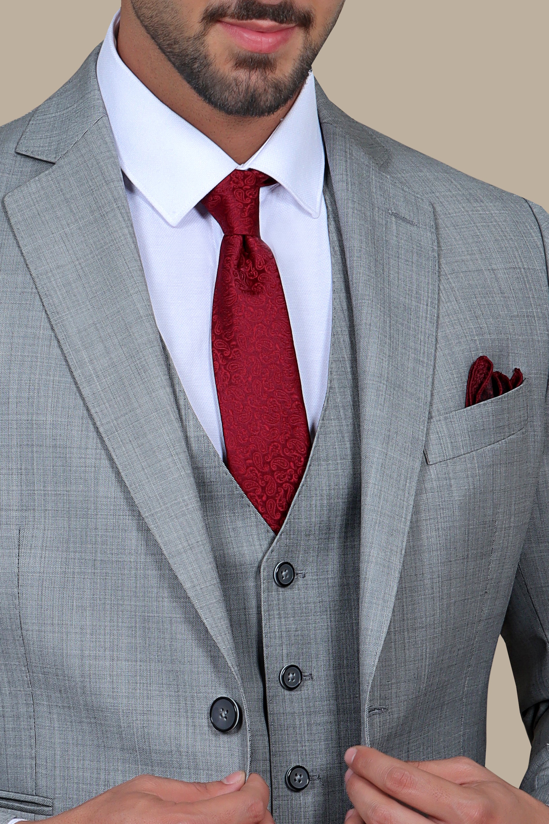 Effortless Chic: Wool Notch Fila Fil 3-Piece Suit in Light Grey