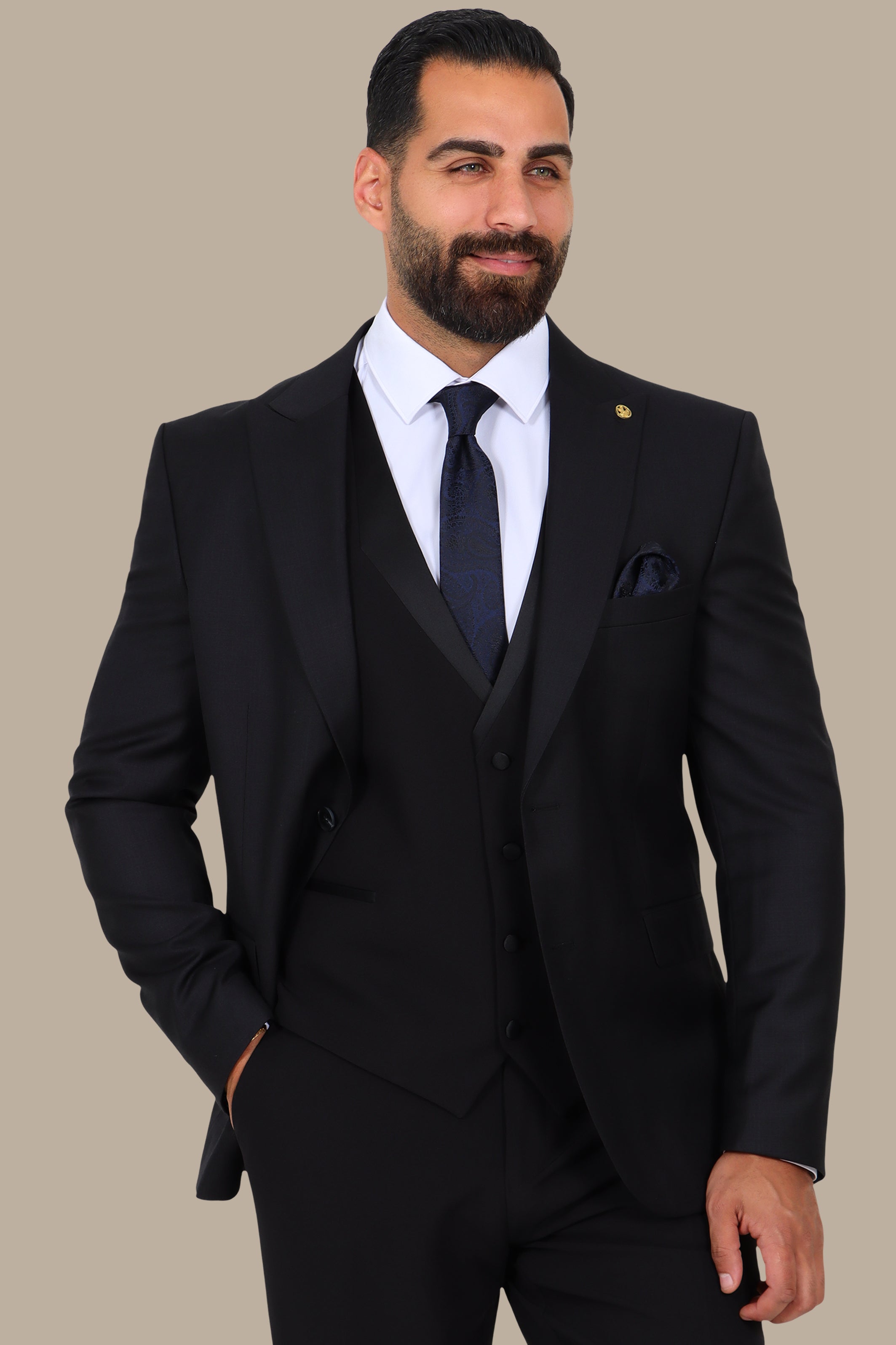 Black 3-Piece Fil à Fil Peak Lapel Suit