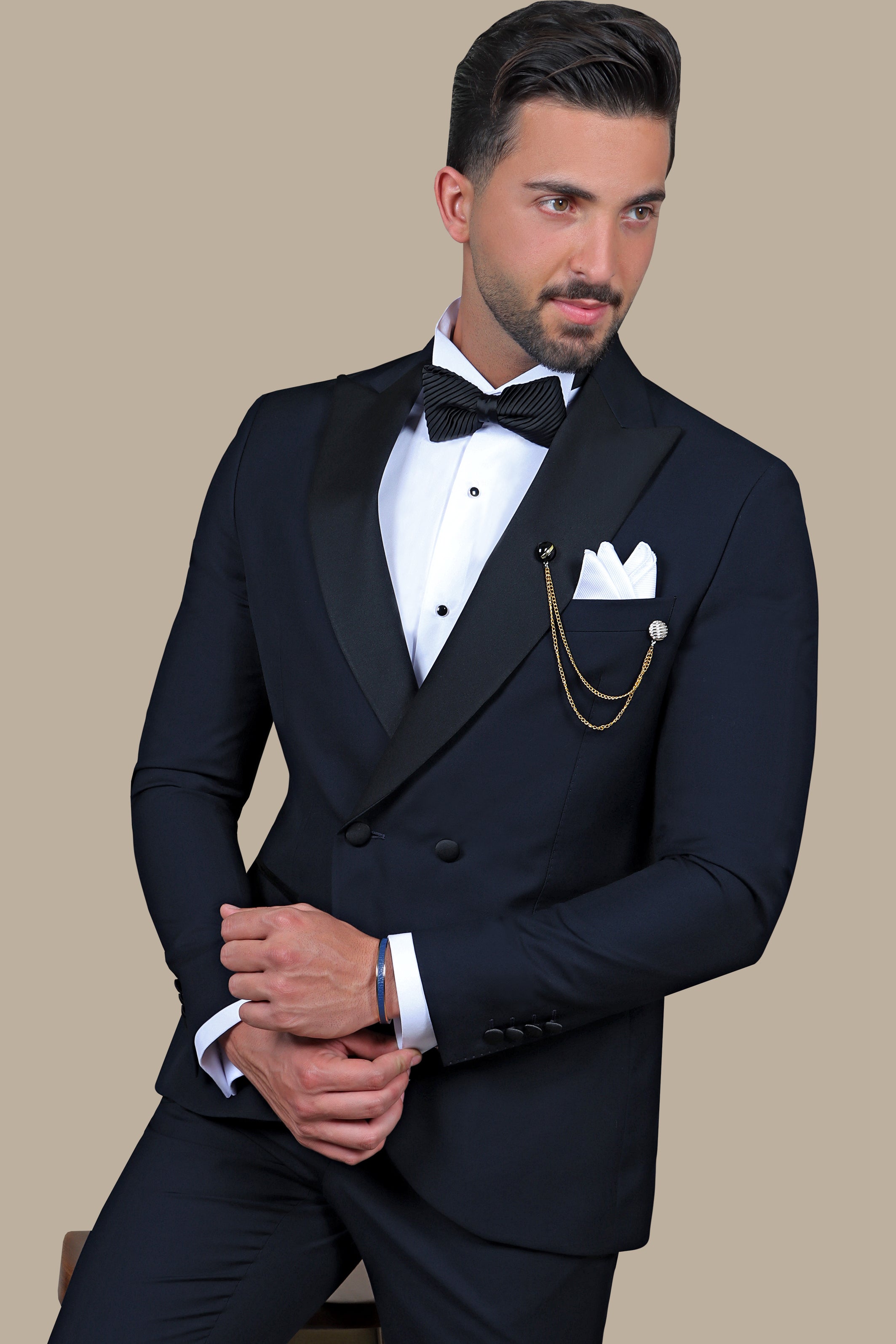 Navy Double-Breasted Peak Lapel Tuxedo