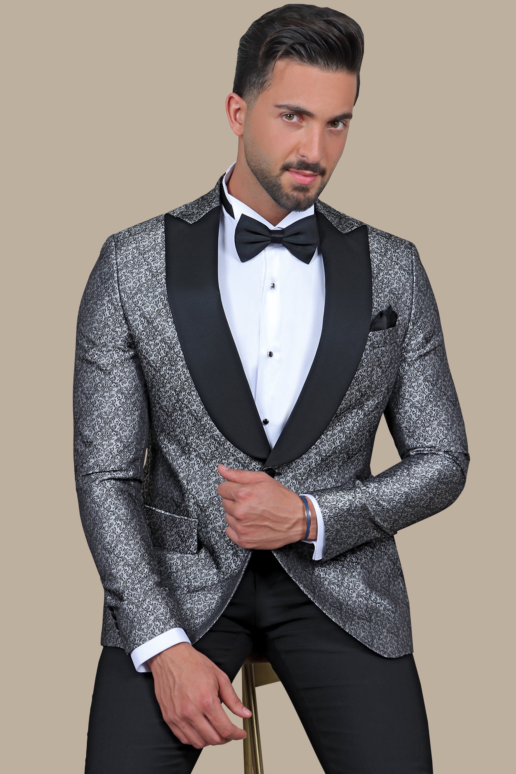 Silver Stylings: Tuxedo Leaves Print Curved Peak