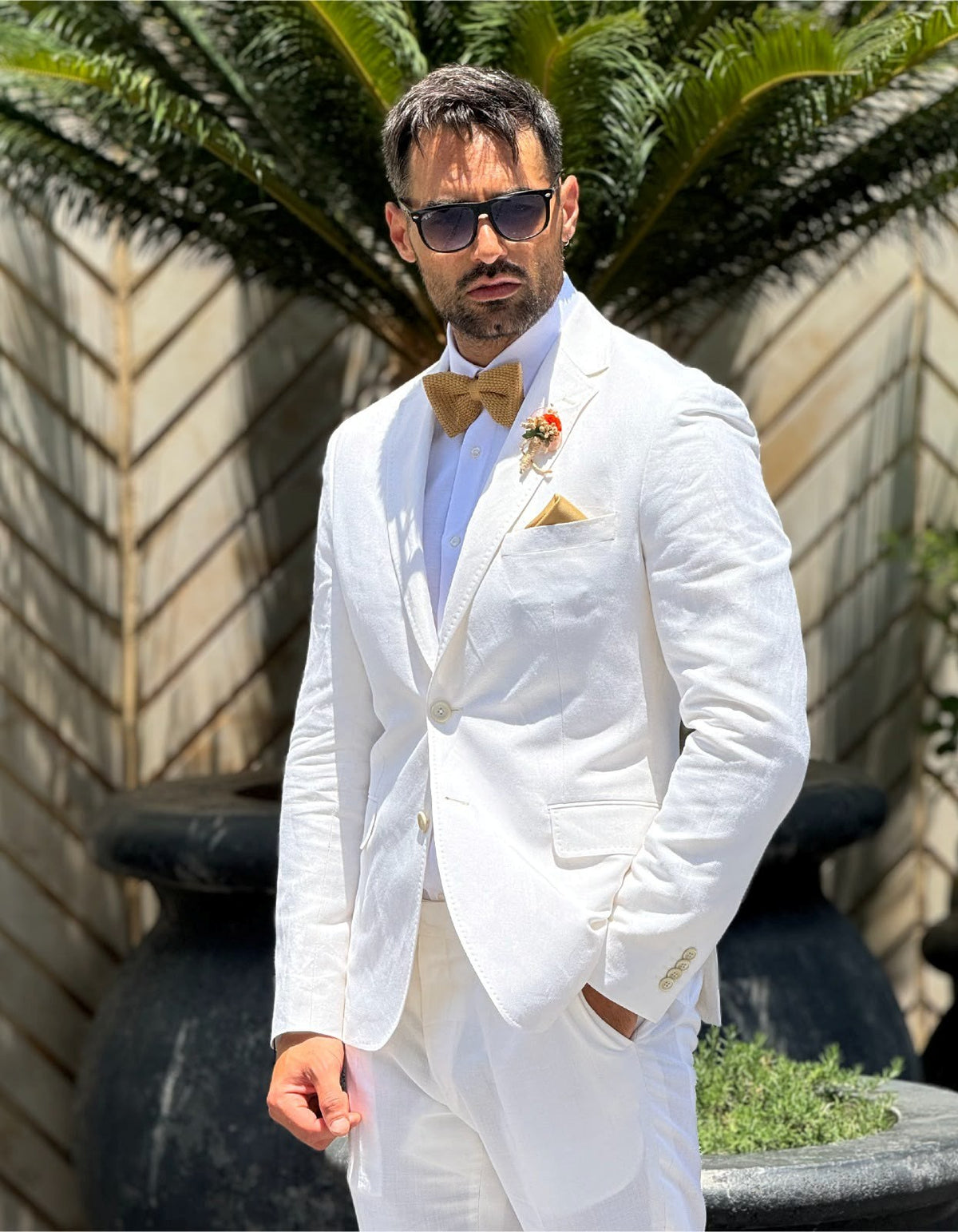 White Linen Suit – 2-Piece with Notch Lapel