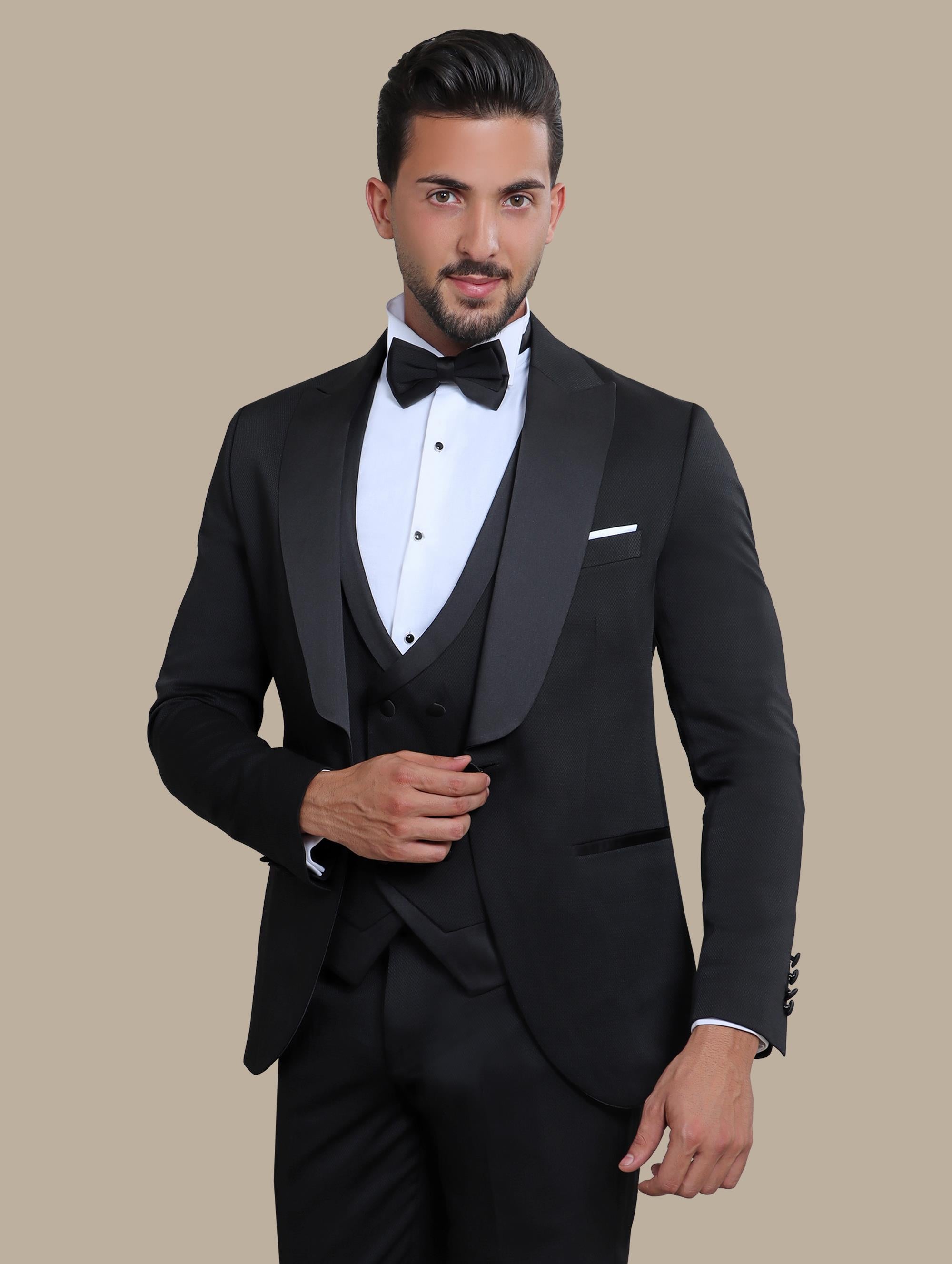 Black Structure Wide Peak 4-Piece Tuxedo