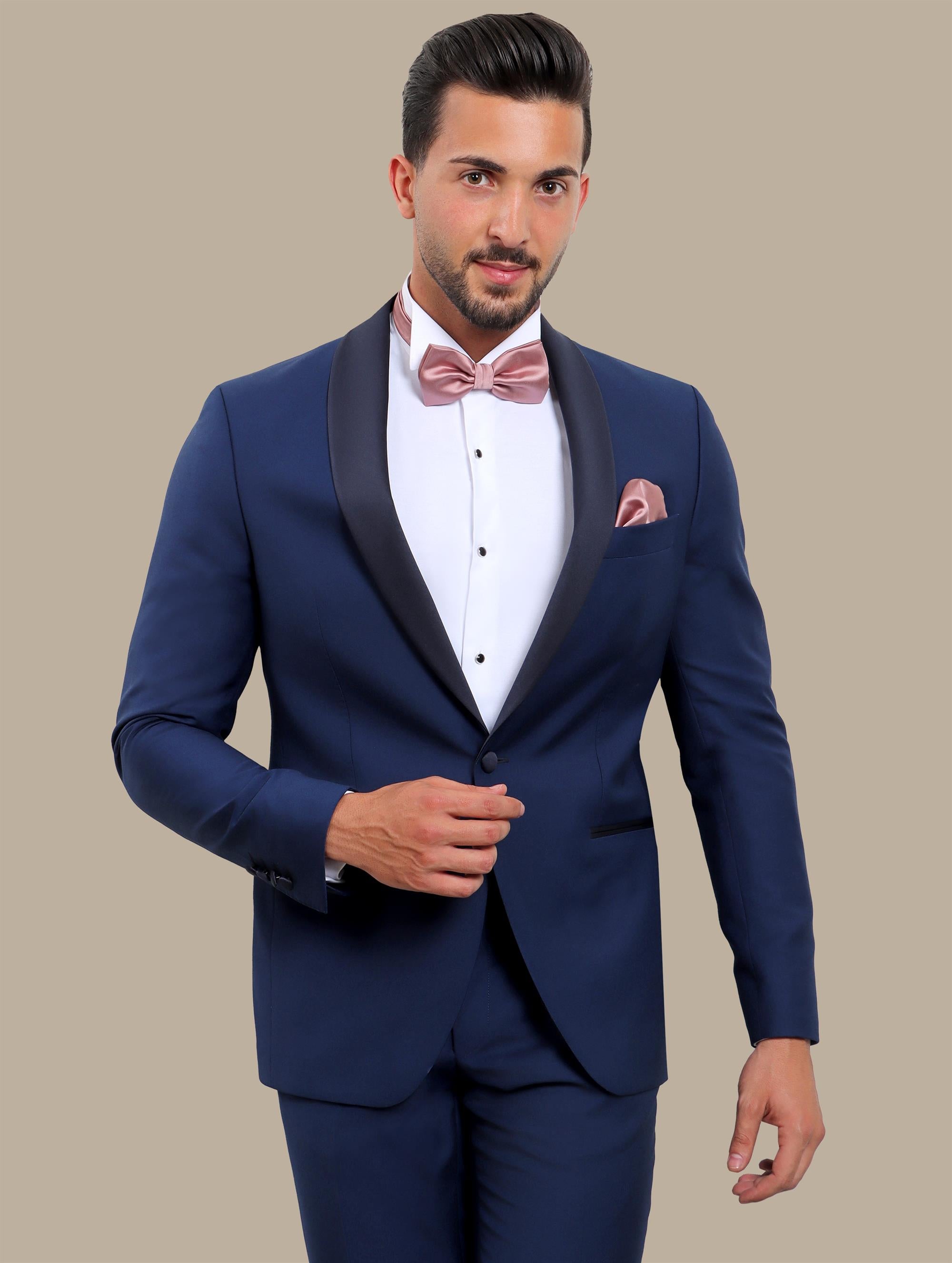 Blue Elegance: Tuxedo Plain Col Chale