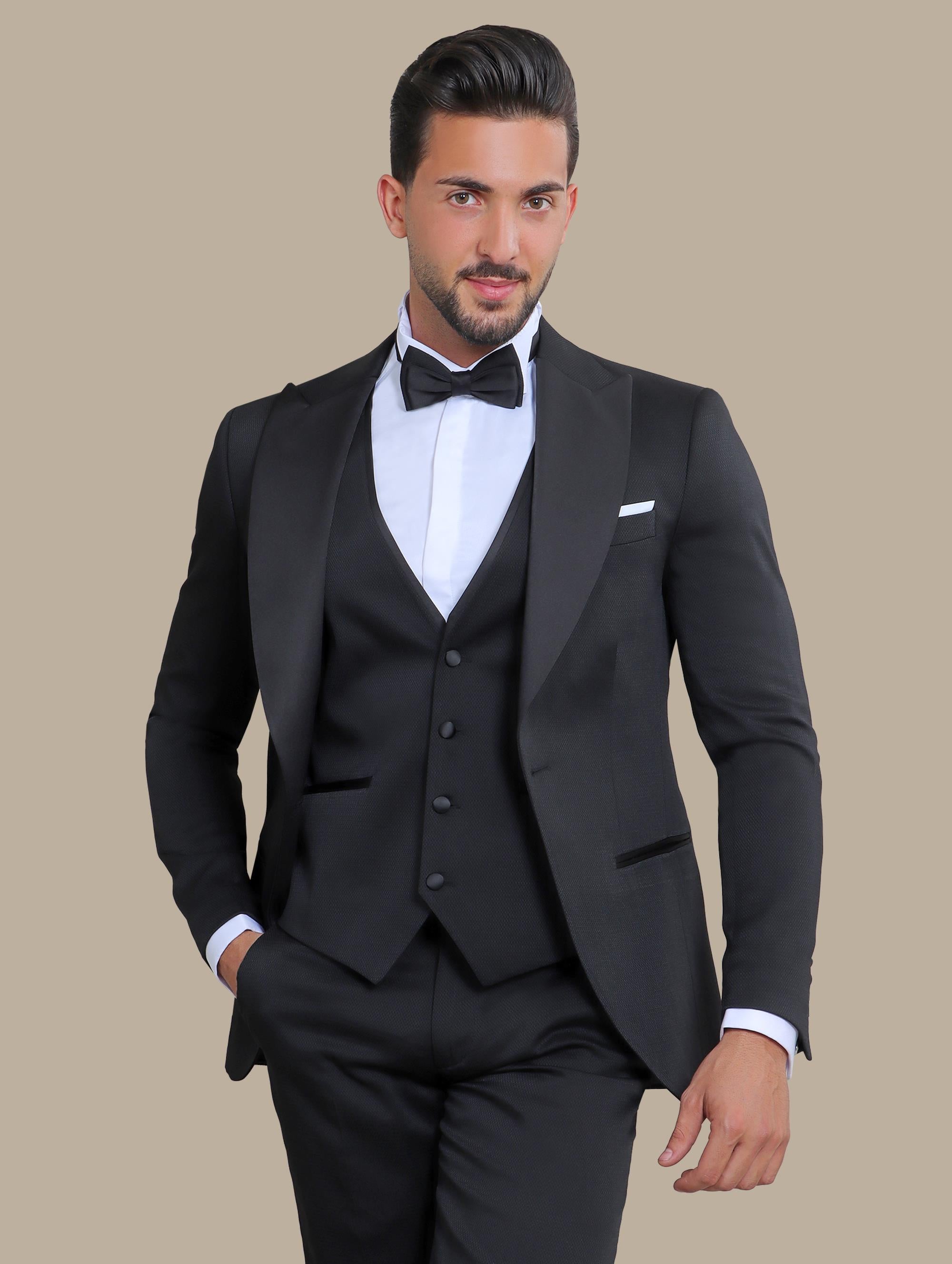 Black 4-Piece Long Tuxedo with Board Structure