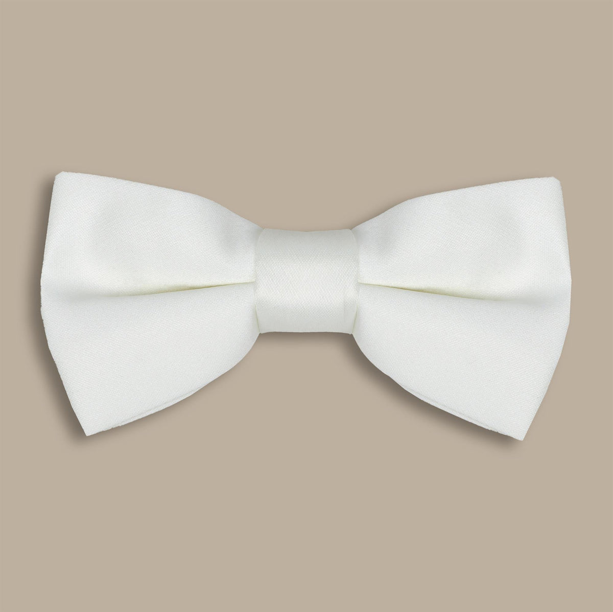 Elegant Satin Bowtie in Off White