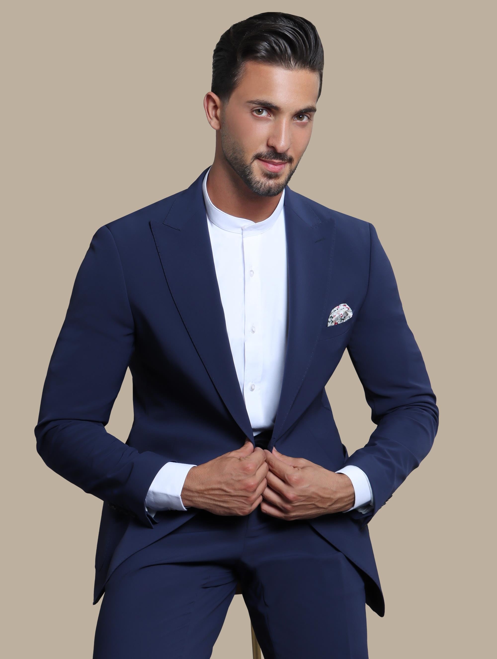 Travel Suit Peak Lapel | Blue