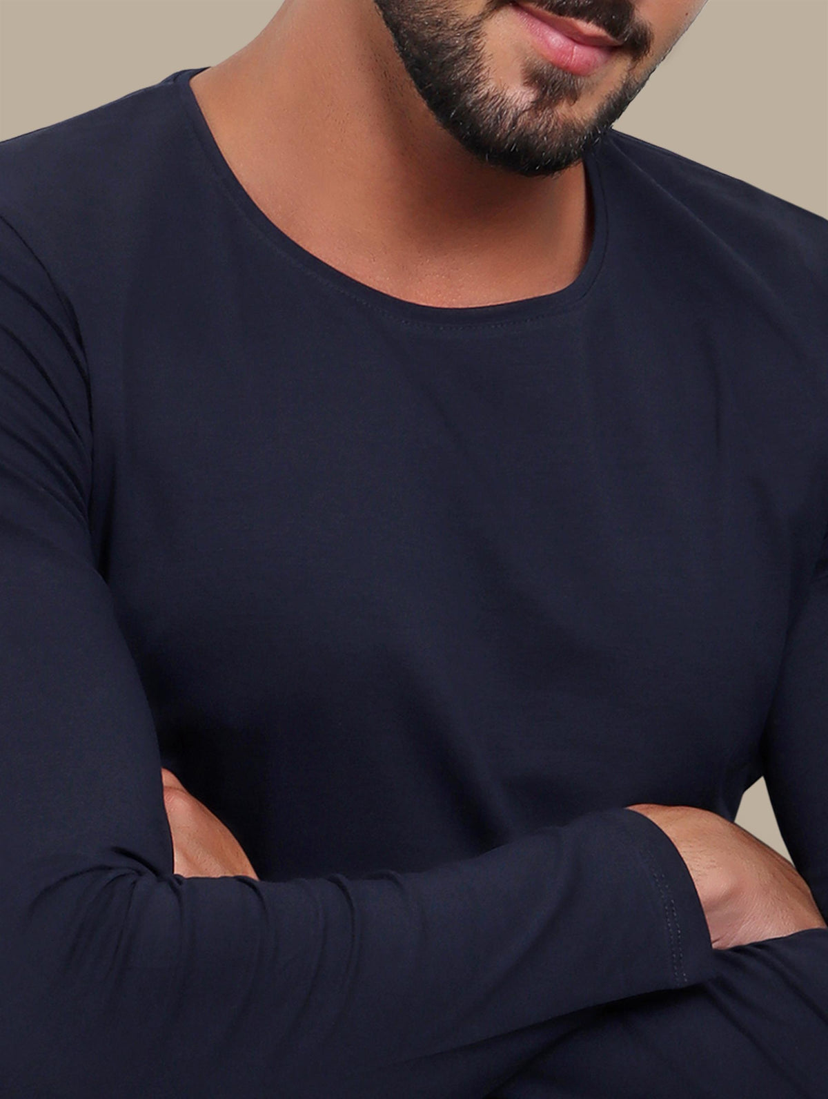 Essential Long Sleeve T-Shirt